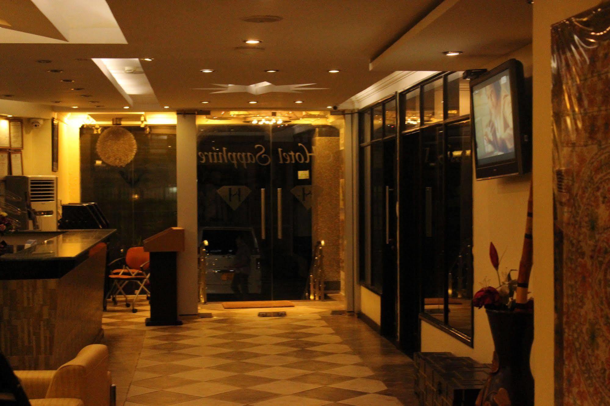 Hotel Sapphire Дар ес Саалам Екстериор снимка
